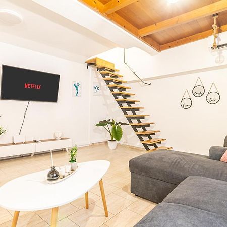 New Loft In The Heart Of City Center Iraklion Buitenkant foto