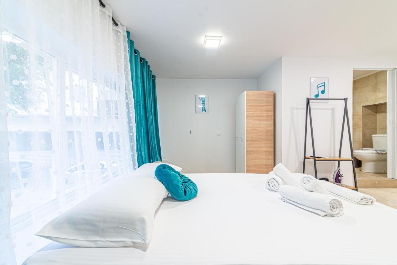 New Loft In The Heart Of City Center Iraklion Buitenkant foto
