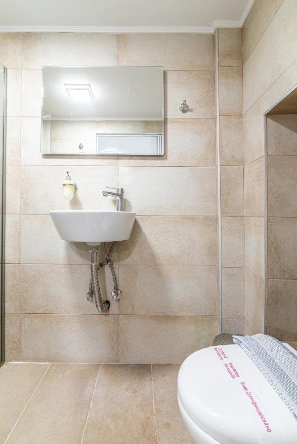 New Loft In The Heart Of City Center Iraklion Buitenkant foto